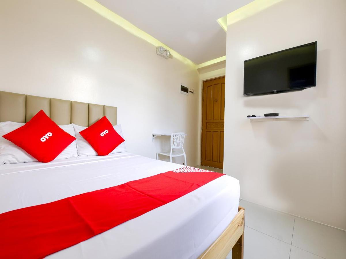 Hotel Oyo 783 Freemont Place Pasay Zewnętrze zdjęcie