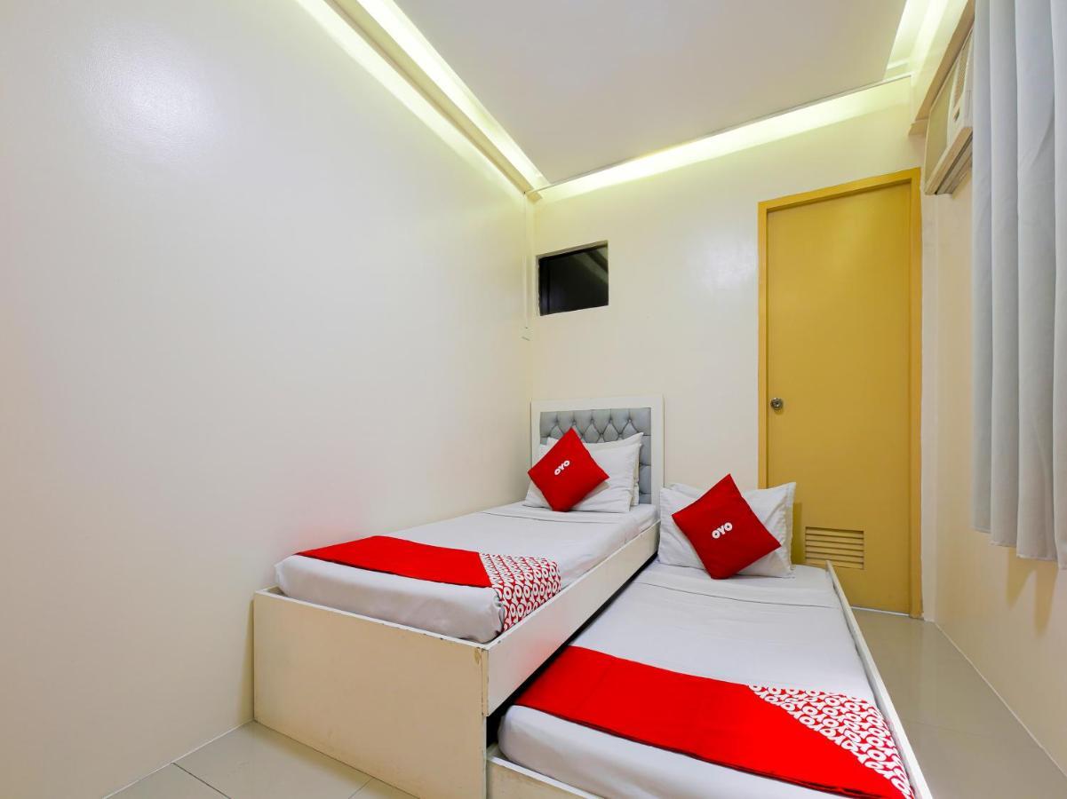 Hotel Oyo 783 Freemont Place Pasay Zewnętrze zdjęcie